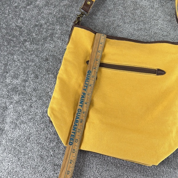 NWT Anngoti Yellow Canvas Leather Shoulder Crossbody Purse Bag Aztec Western - Picture 7 of 15
